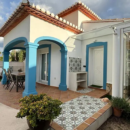 Holiday home Precioso Independiente En Con Piscina