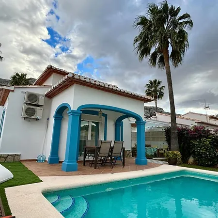 Precioso Independiente En Con Piscina * Dénia