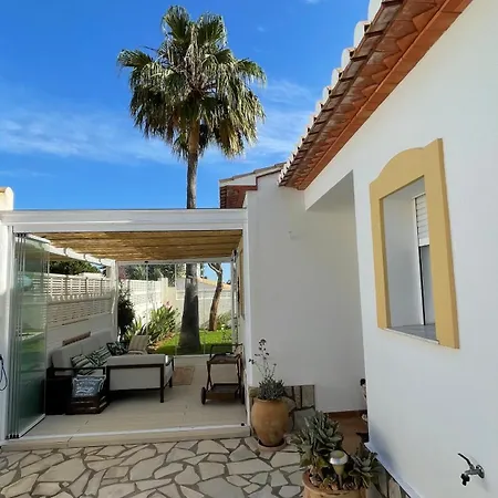 Holiday home Precioso Independiente En Con Piscina *