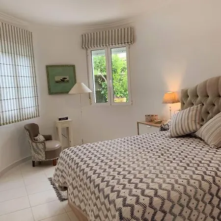 Holiday home Precioso Independiente En Con Piscina Denia